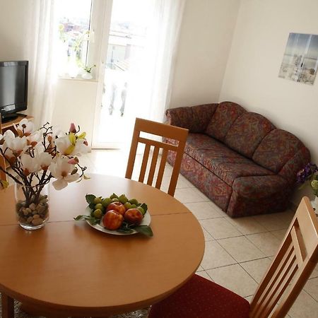 Villa Marica Vodice Exteriör bild
