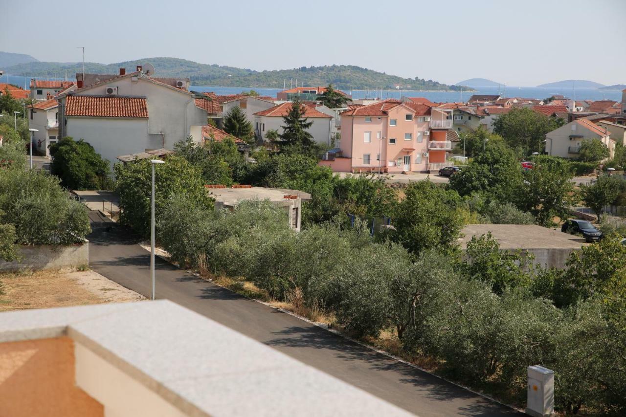 Villa Marica Vodice Exteriör bild